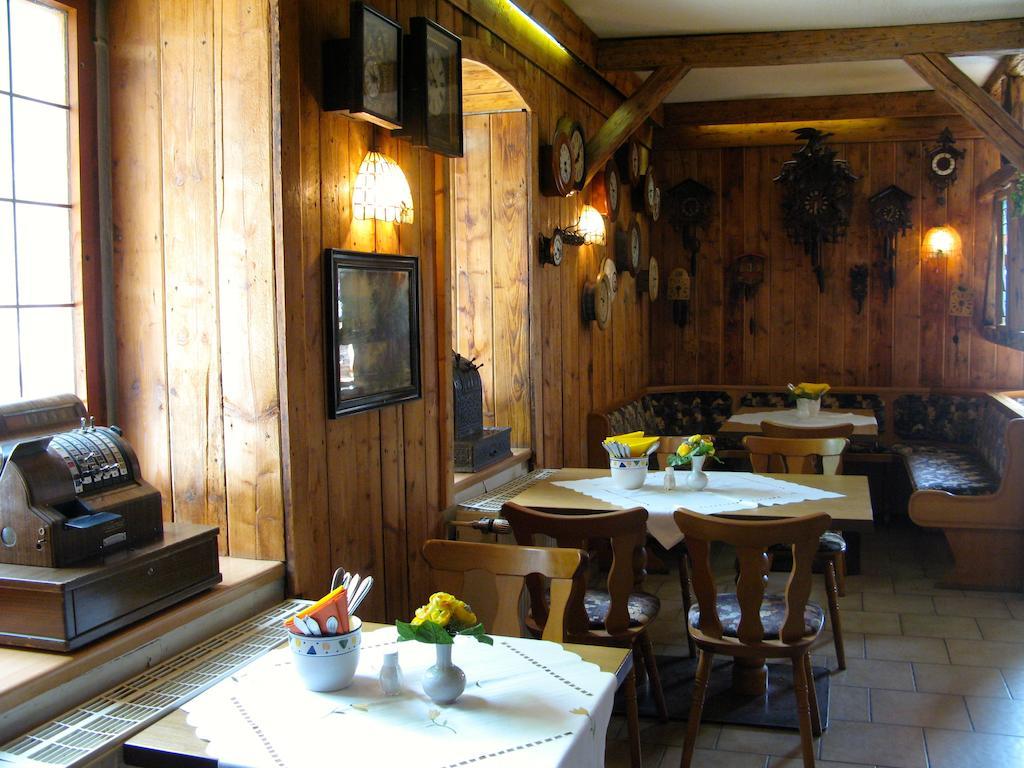 Landhotel Goldener Becher Limabach - Oberfrohna Εξωτερικό φωτογραφία